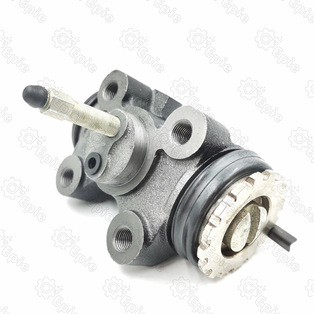 44100-90018 Genuine quality brake wheel cylinder for Nissan UD truck