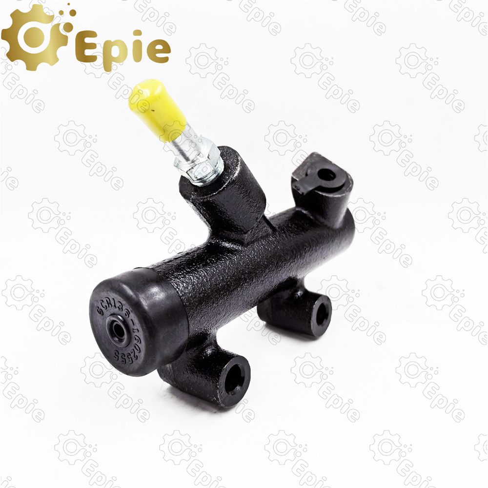 8-94258-526-0 Clutch master cylinder For ISUZU ELF NPR 8-94312-903-0 8-97032-832-0 8-97048-567-0