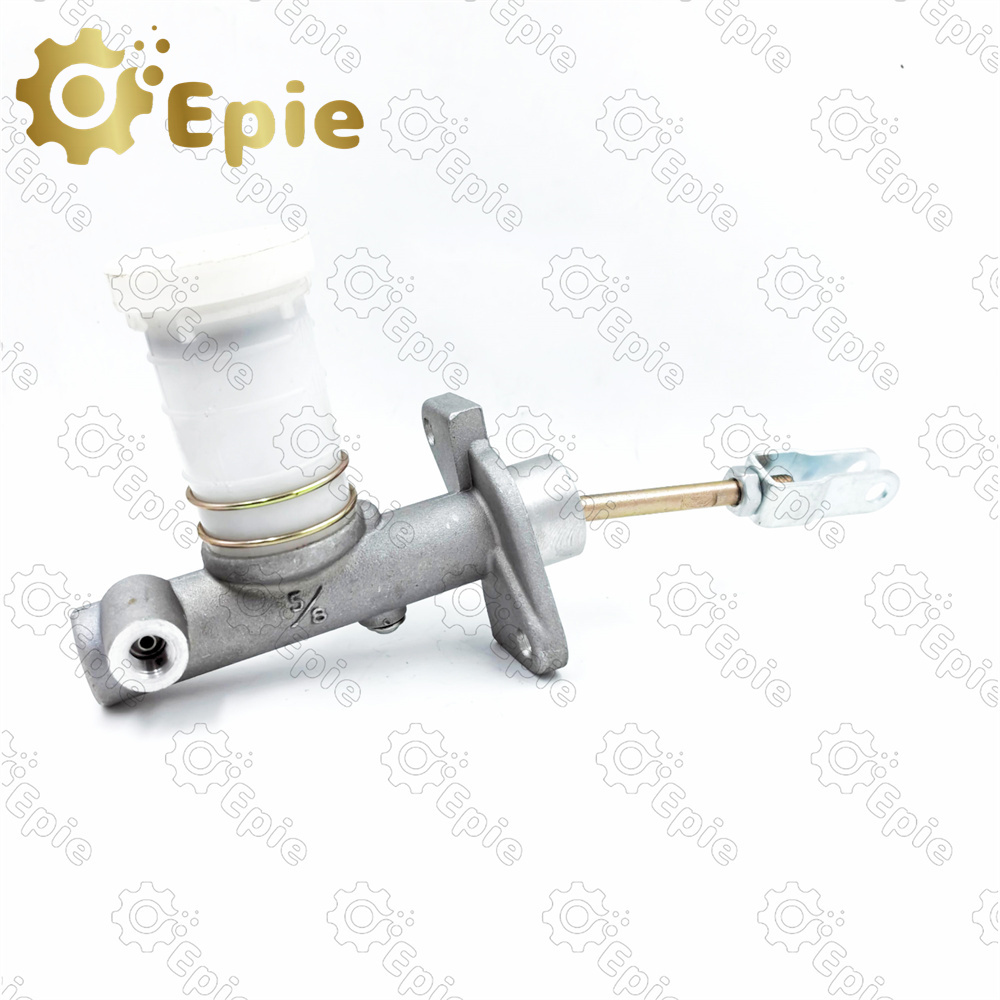 30610-15G00 High quality clutch master cylinder for Nissan