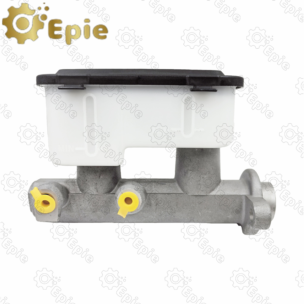 High quality brake master cylinder for Chevrolet F120590 