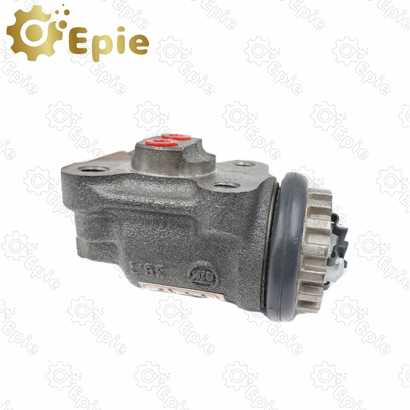 1-47601172-0 Front brake wheel cylinder for Isuzu FRR brake pump