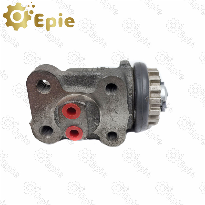 1-47601172-0 Front brake wheel cylinder for Isuzu FRR brake pump