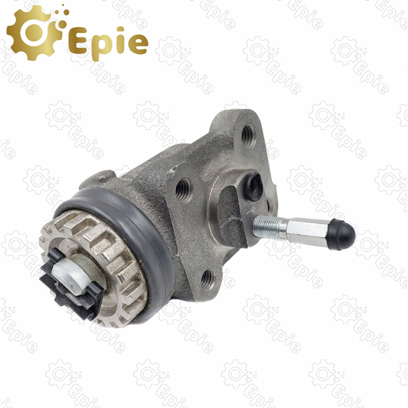 1-47601175-0 Rear brake wheel cylinder for Isuzu FRR truck brake pump