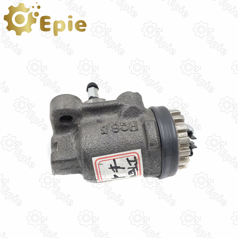 1-47601175-0 Rear brake wheel cylinder for Isuzu FRR truck brake pump